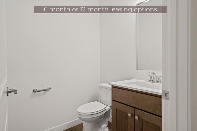 Building Photo - 6321 Murano Way