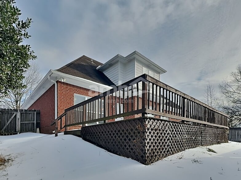 Building Photo - 1285 Macon Hall Rd