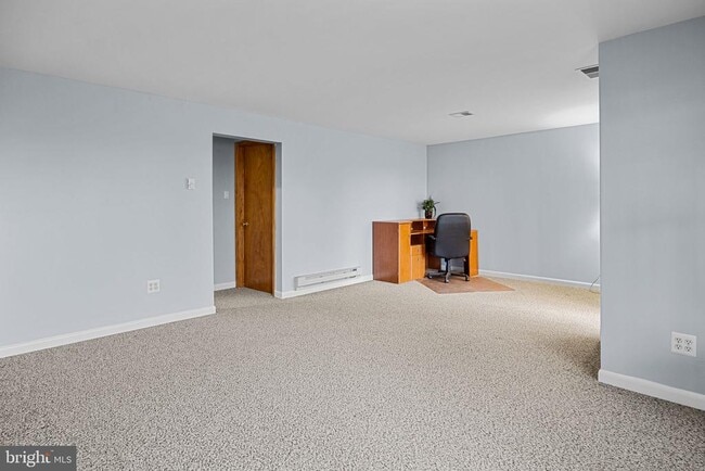Building Photo - 35 Skyview Way