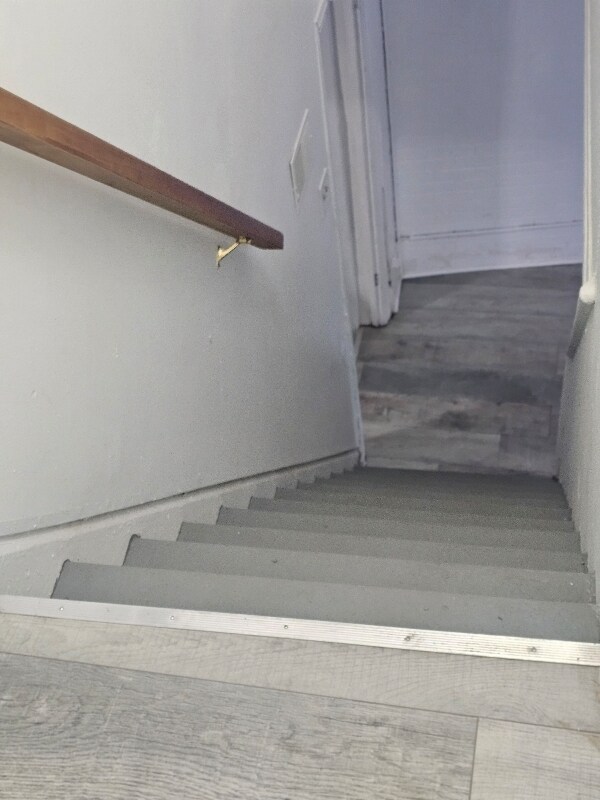 Building Photo - 113 Kirkpatrick St