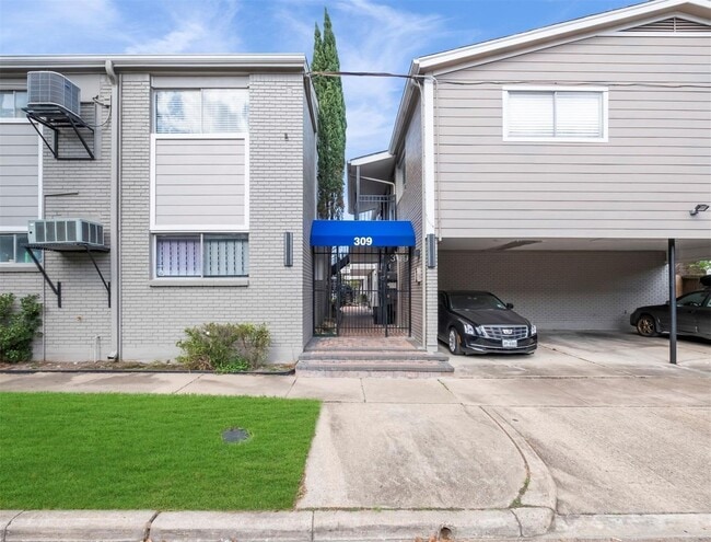 Building Photo - 309 Stratford St