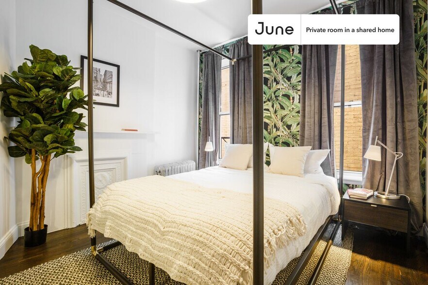 Primary Photo - Room in Shared 3 bed/1 bath home