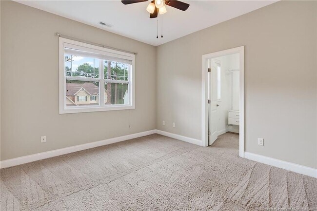 Building Photo - 95 Valley Brook Ln