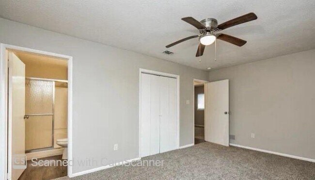 Building Photo - 2673 Stoneview Ct NW