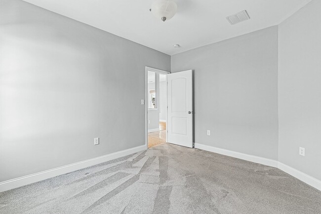 Building Photo - 76-78 Bradbury Ave