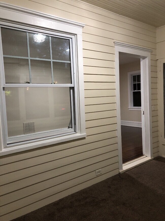 Building Photo - 1327 White Horse Pike