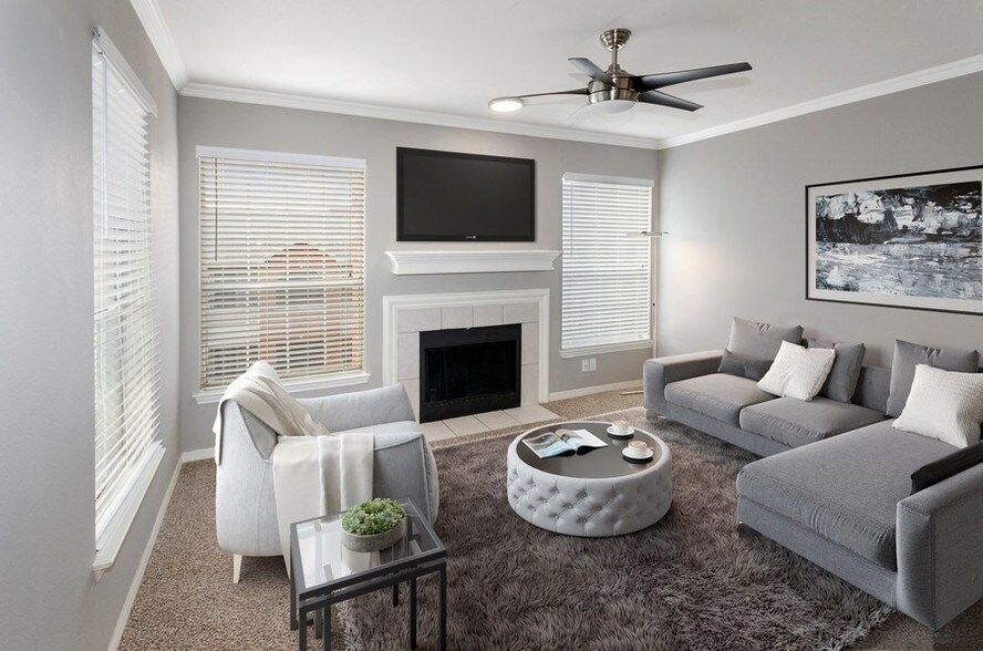 Chapel Hill 300 E Round Grove Rd Lewisville TX 75067 Apartment Finder