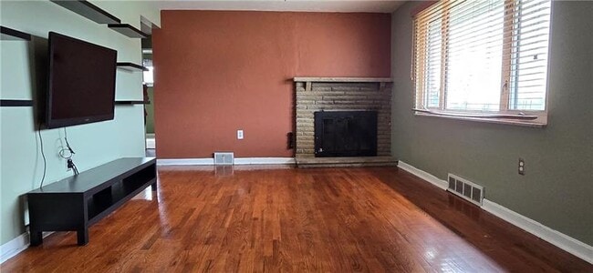 Building Photo - 1647 Norsen Dr