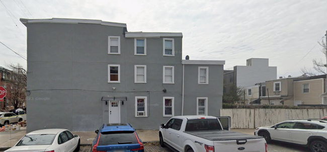 Building Photo - 2150 E Cumberland St