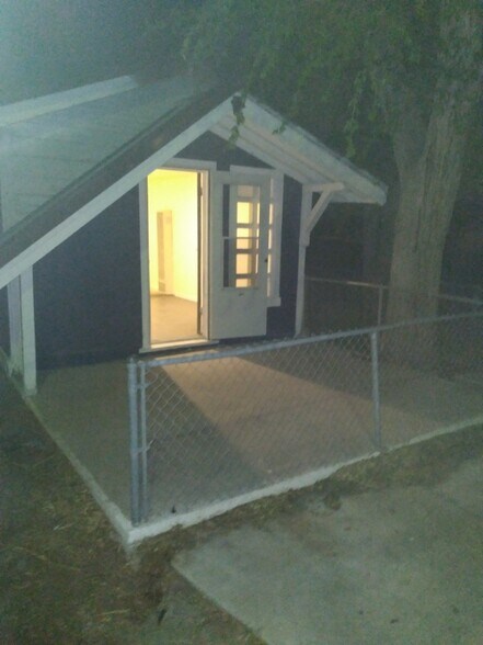 Front of house -stand-alone home - 1380 Dartmouth Ave