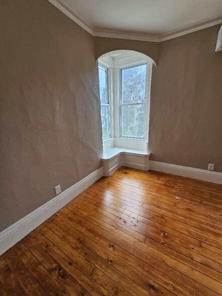 Building Photo - 764 Rock St