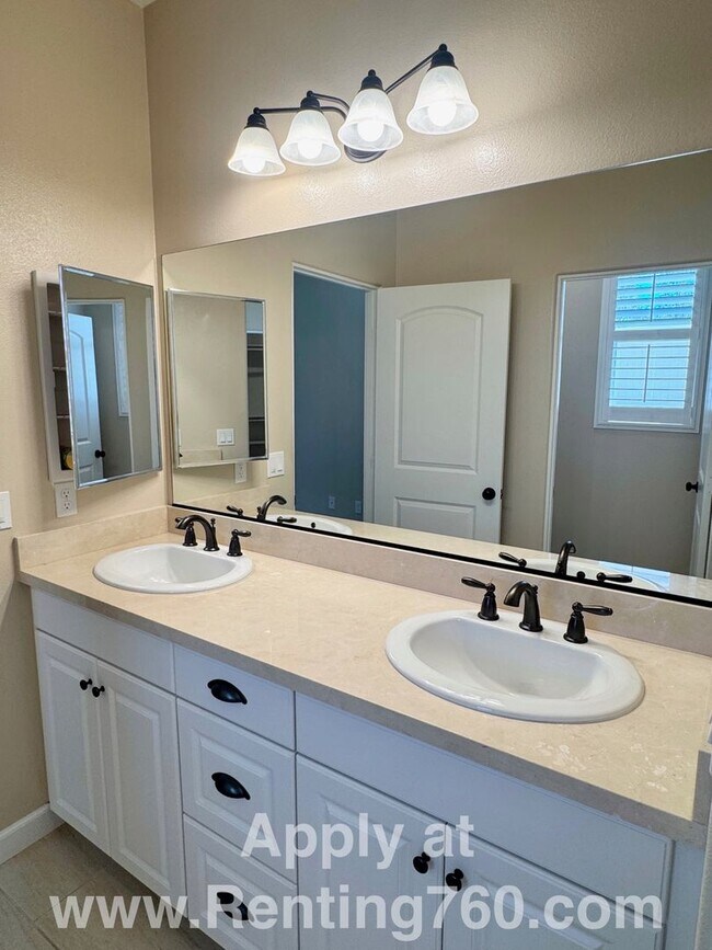 Building Photo - 7961 Borrego Ct