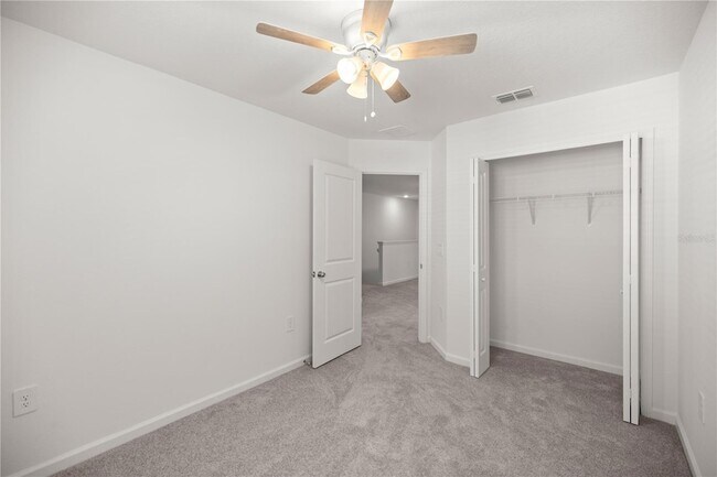 Building Photo - 3438 SE 37th Ct