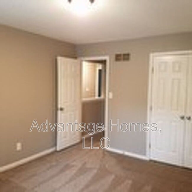 Building Photo - 304 W 132 St