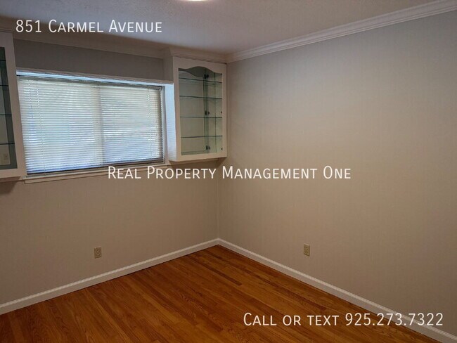 Building Photo - 851 Carmel Ave