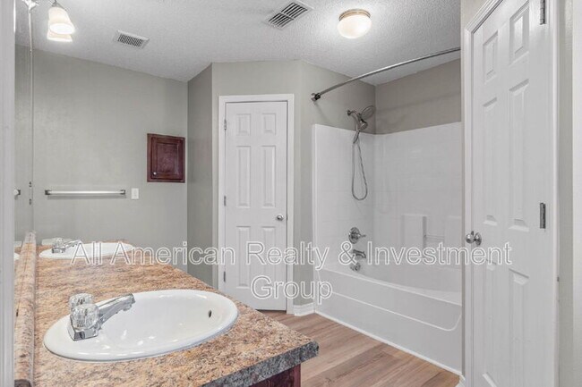 Building Photo - 203 Citadel Ln