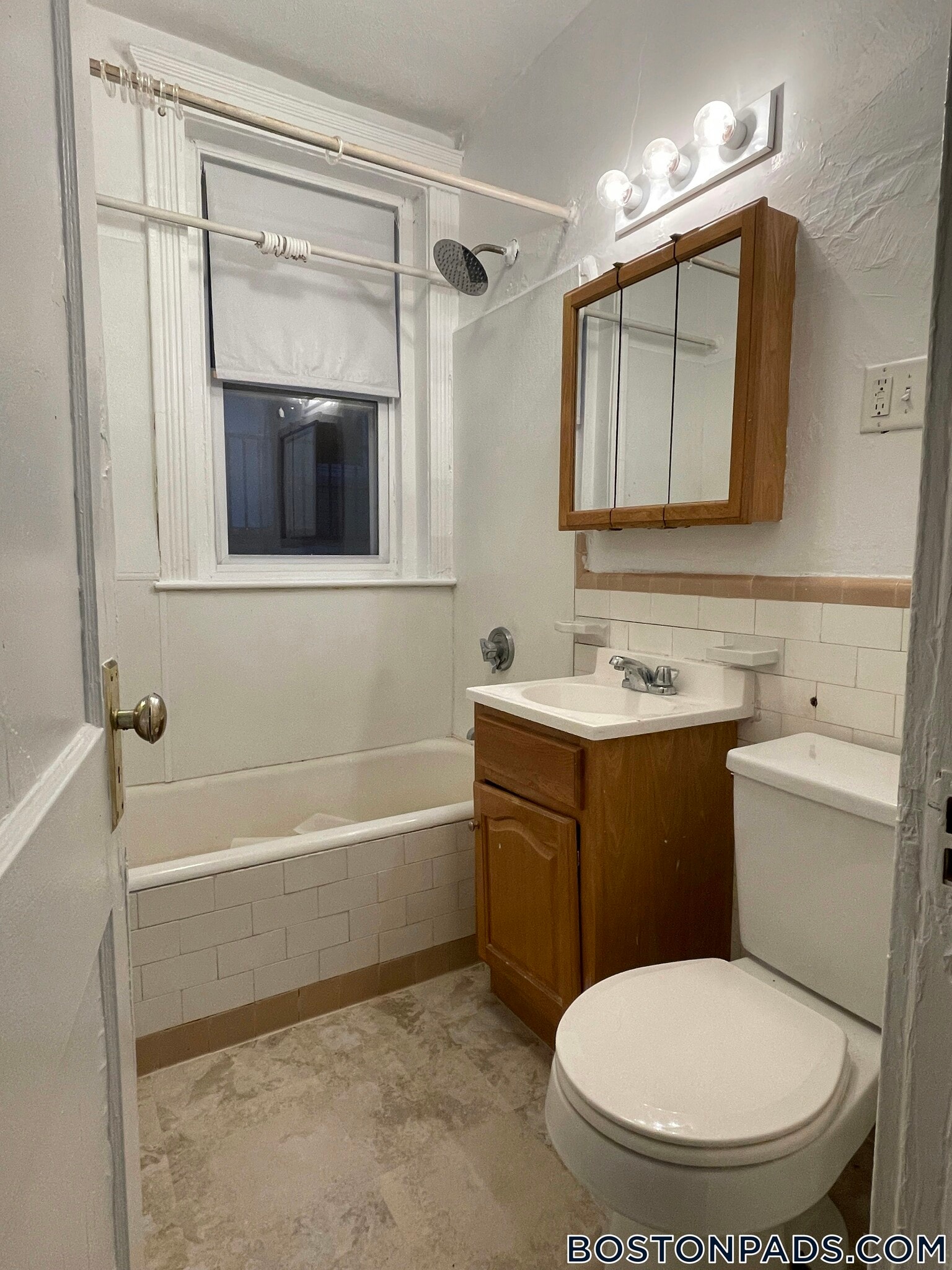 Building Photo - 4 Vinal St