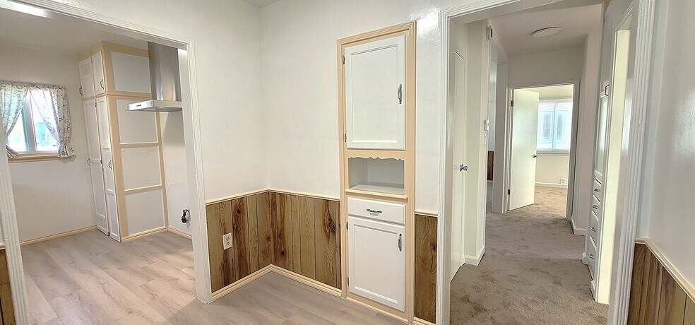 410 #4 Dining room 1 - 410 E 99th St