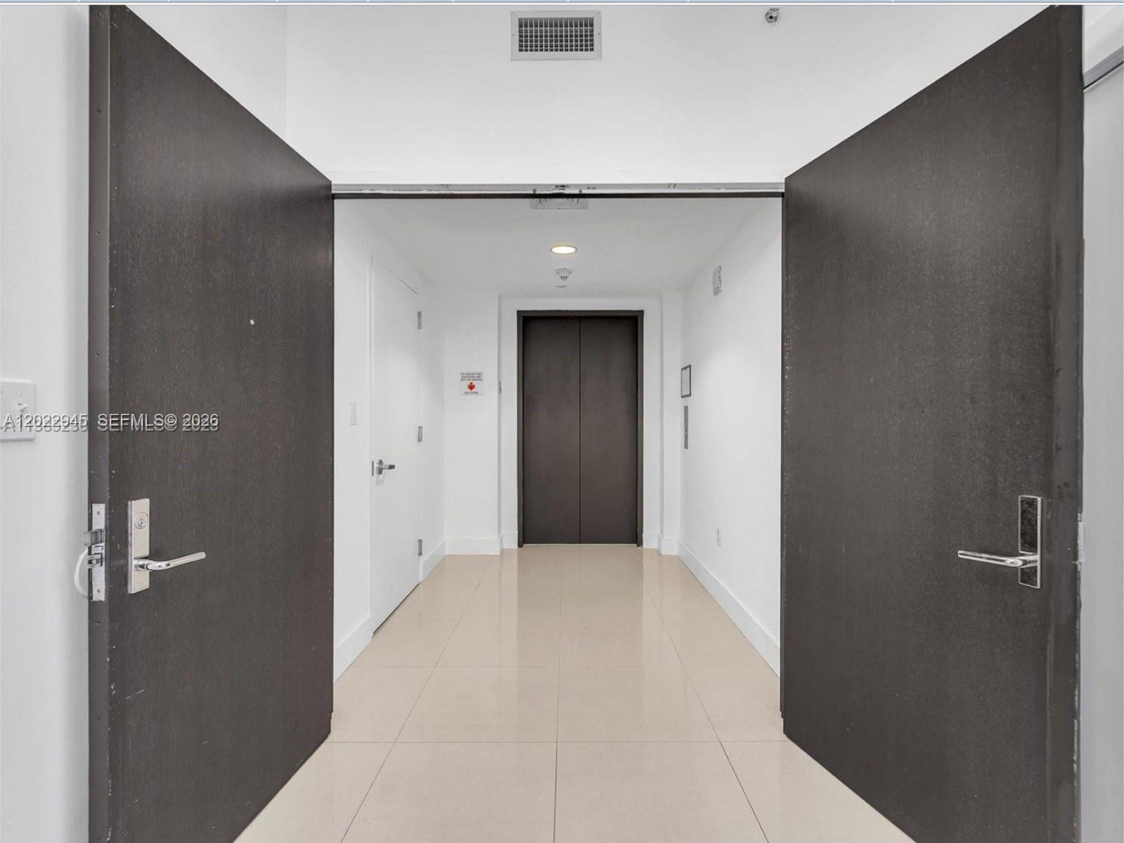 Building Photo - 900 Biscayne Blvd