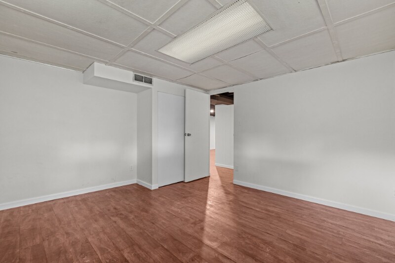 Building Photo - 1392 Langholm Dr