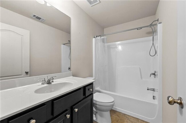 Building Photo - 2396 Whiteoak Bend