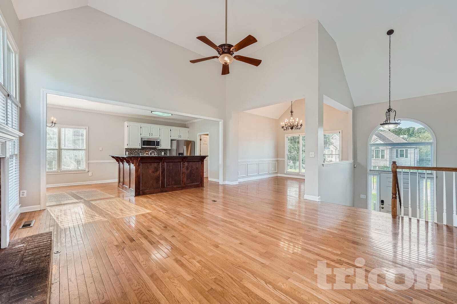 Building Photo - 4 Stonehenge Ct