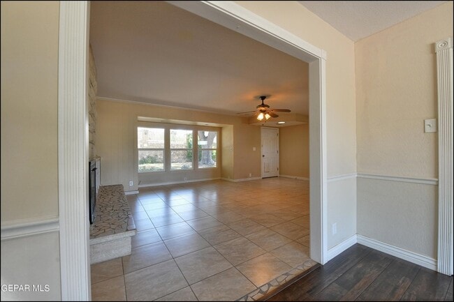 Building Photo - 424 Stonebluff Rd