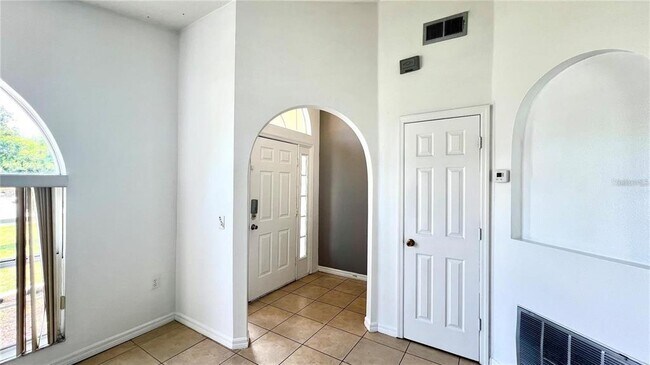 Building Photo - 16349 Coopers Hawk Ave