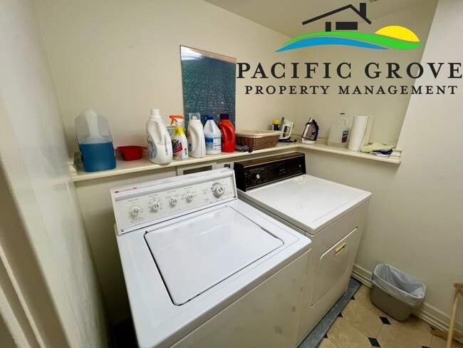 Building Photo - Charming and Accommodating Carmel-by-the-Sea Home coming soon!