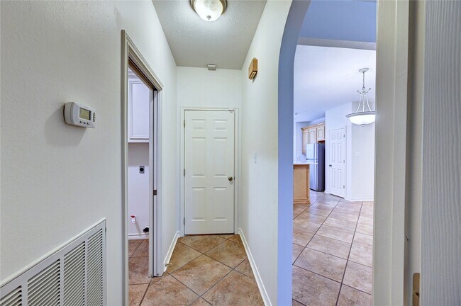 Building Photo - 12959 N Puffin Ln