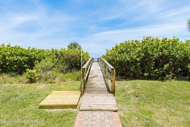 Building Photo - 555 Harrison Ave