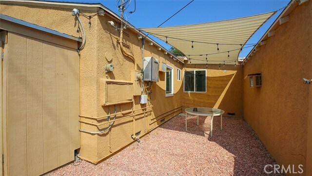 Building Photo - 410 N Glenwood Pl
