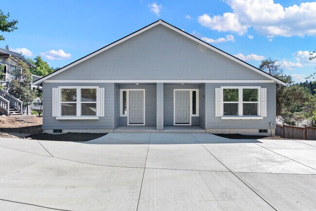 Primary Photo - 3760 Potter St