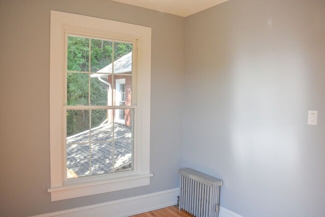 Building Photo - RHER175