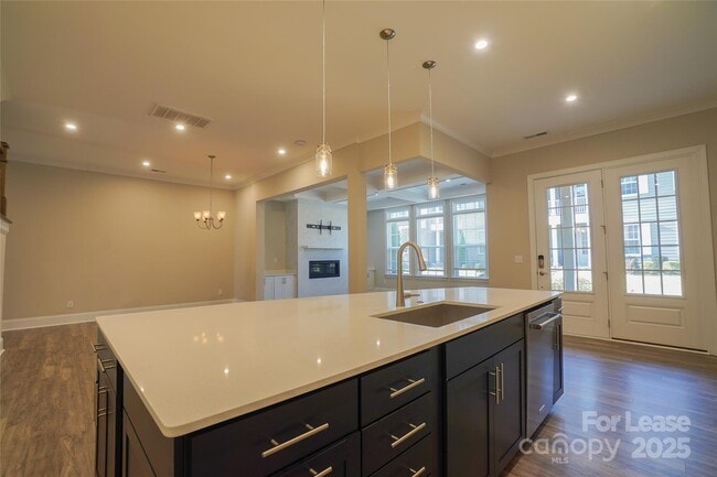 Building Photo - 20220 Shaffer Bach Ln