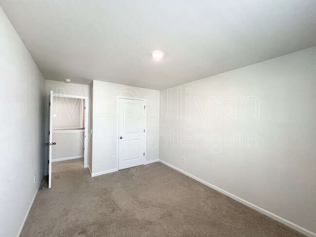 Building Photo - 2932 Egert Dr