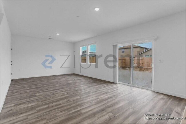 Building Photo - 4654 Sami Jo Dr