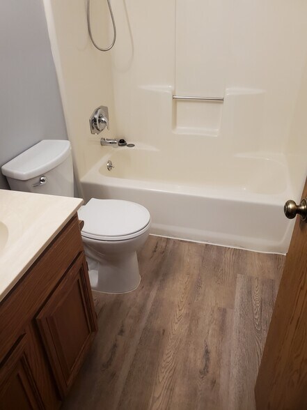 Building Photo - 1273 Kloap Rd