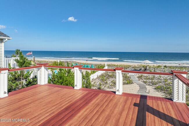 Building Photo - 14 Falls Rd