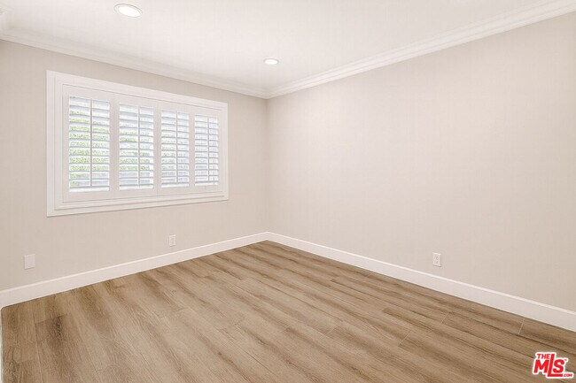 Building Photo - 2641 Hartland Cir