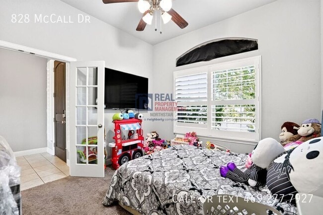 Building Photo - 828 McCall Dr