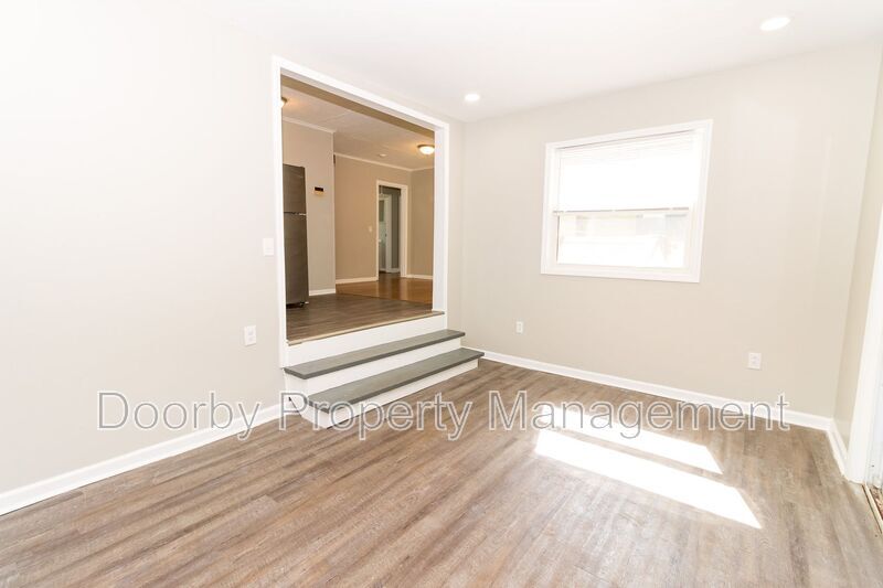 Building Photo - 26 Paulmar Dr