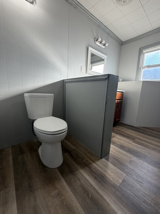 Building Photo - 507 S 1st St