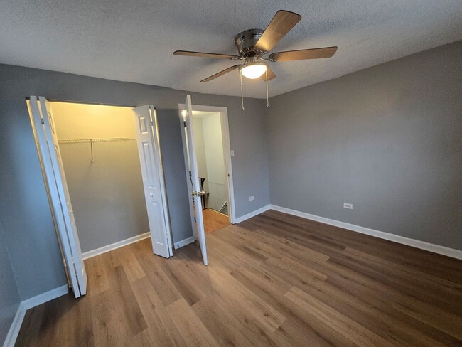 Building Photo - 7011 S East End Ave