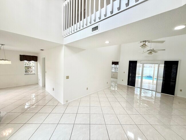 Building Photo - 10579 Pebble Cove Ln