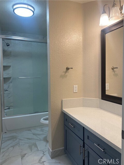 Building Photo - 24721 Las Alturas Ct