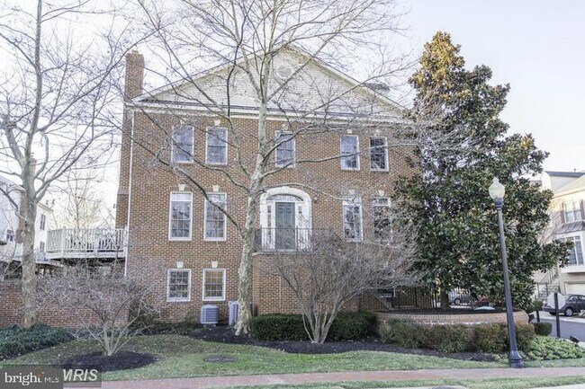 Building Photo - 10501 Chancery Ct