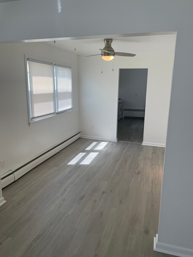 Building Photo - 30 N Coolidge Ave