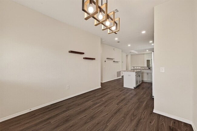 Building Photo - 25543 Pitchfork Ranch Pl