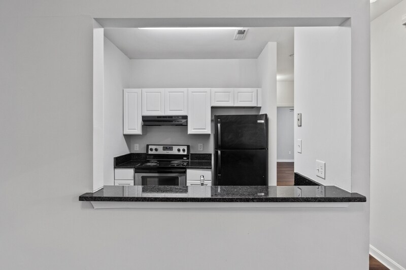 Building Photo - 606 Moonglow Rd